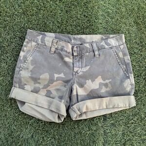 Hurley Women's Camouflage Cargo Shorts Size 7 32x4 Cuffed Hem Casual Outdoor